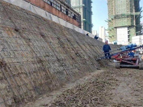 五寨建筑边坡支护